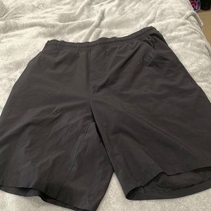 Mens lululemon shorts size large